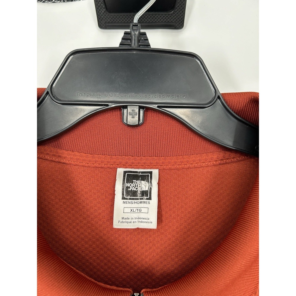 The North Face Lightweight Textured Vapor Wick Quarter 1/4 Zip Pullover Collared - Picture 3 of 7